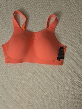 Victoria's Secret Coral Seamless Light-Support Sports Bra
